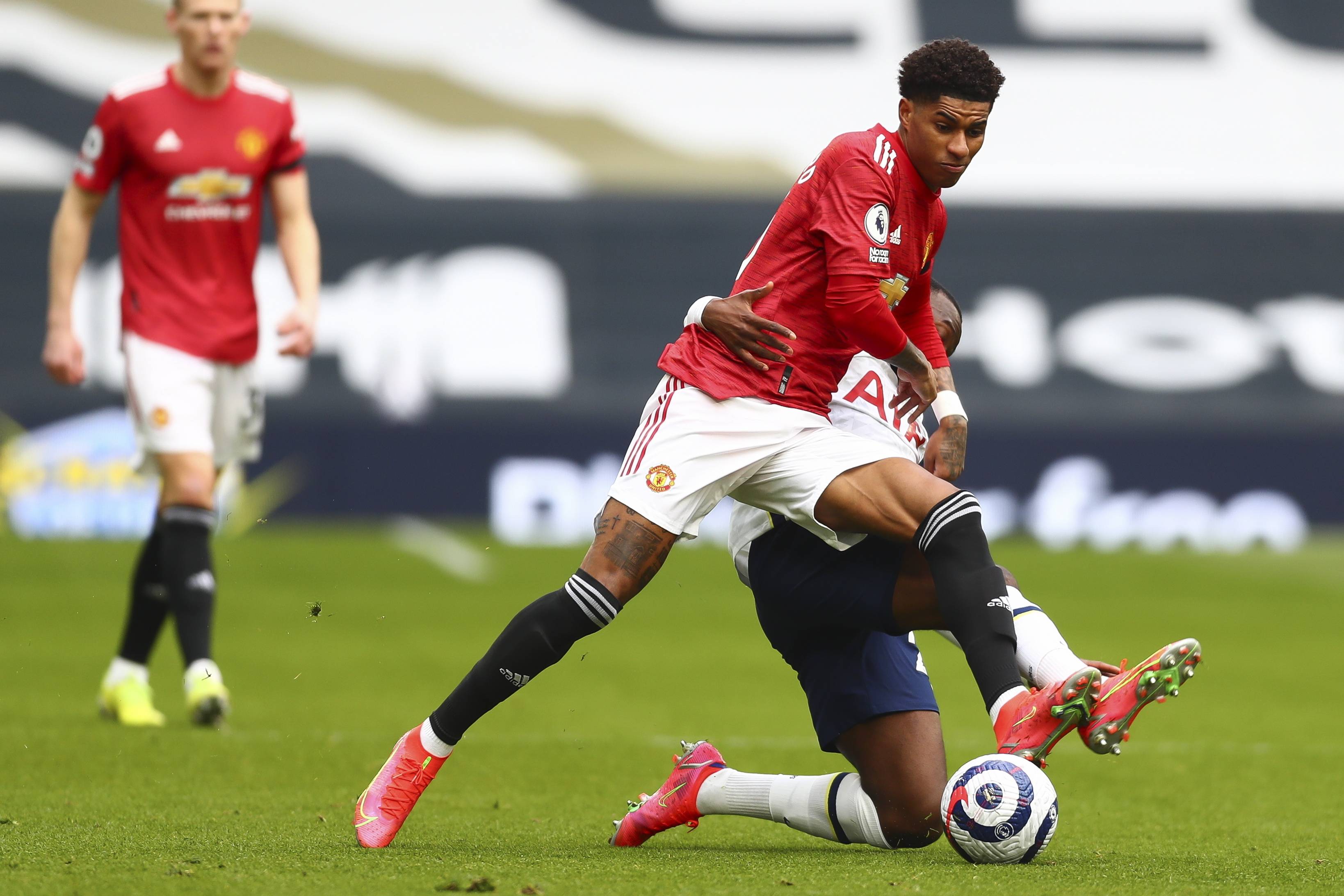 在赛季初突 在赛季初突