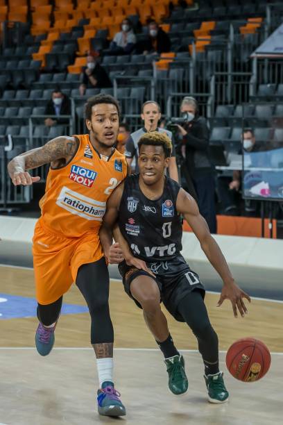 叹于张伟丽 叹于张伟丽